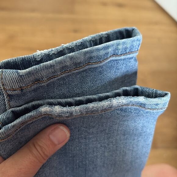 BDG Urban Outfitters EUC Twig High Rise Jenas size 28 - Picture 5 of 5